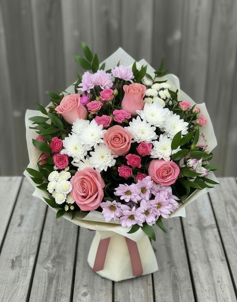 Букет цветов из: Альстромерии, Гвоздики, Розы и Хризантемы в Кош-Агач