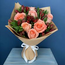 Букет цветов из:  Розы и Альстромерии в Кош-Агач