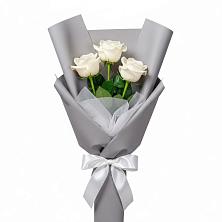 Букет 3 белые розы в Кош-Агач