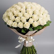 Букет 101 беля роза Белоснежка в Кош-Агач