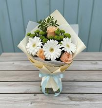 Букет цветов из:  Герберы, Розы и Хризантемы в Кош-Агач