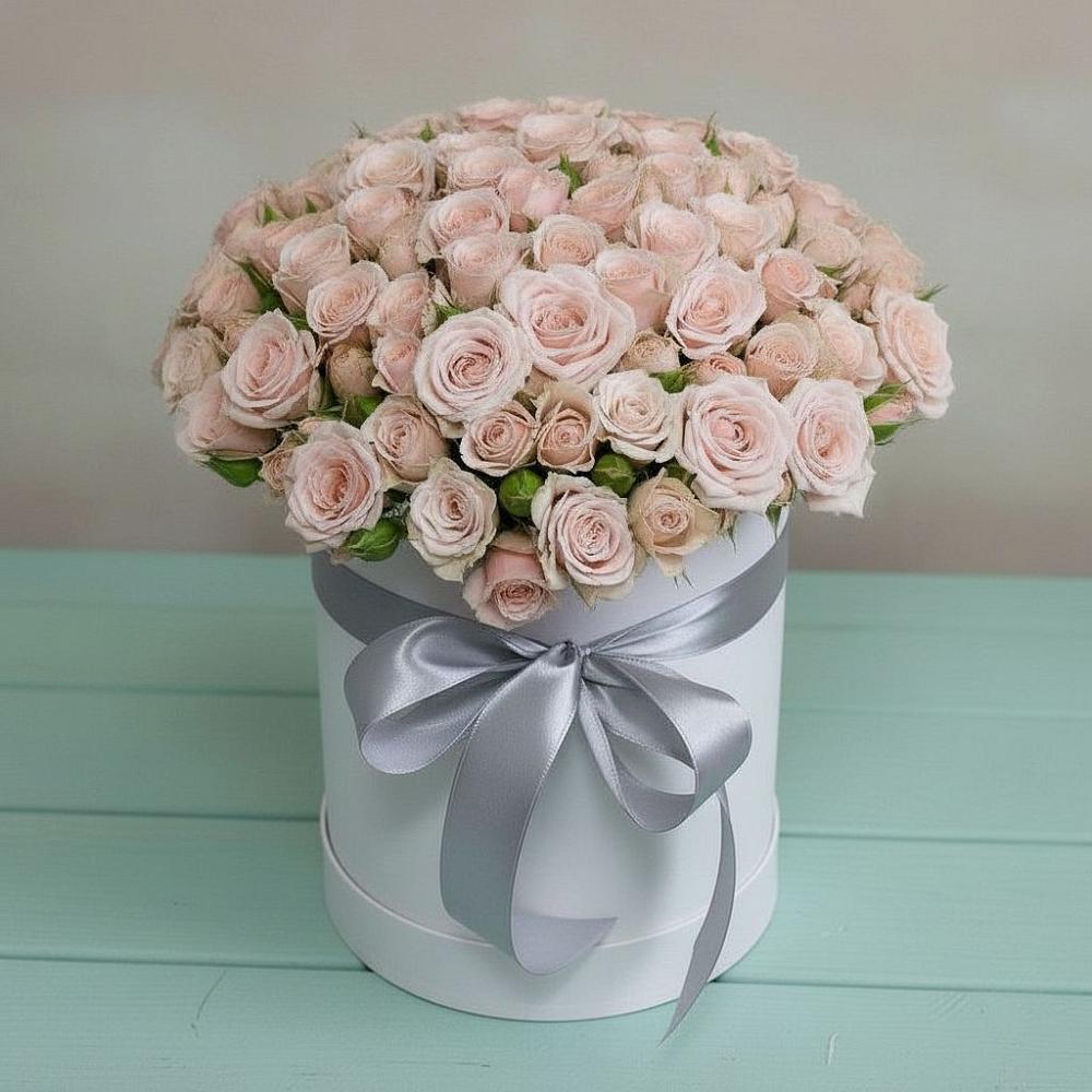 Цветочная композиция из Розы в шляпной коробке в Кош-Агач